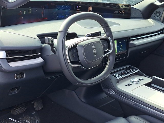 New 2026 Lincoln Navigator Reserve w/ Jet Appearance Package image 33