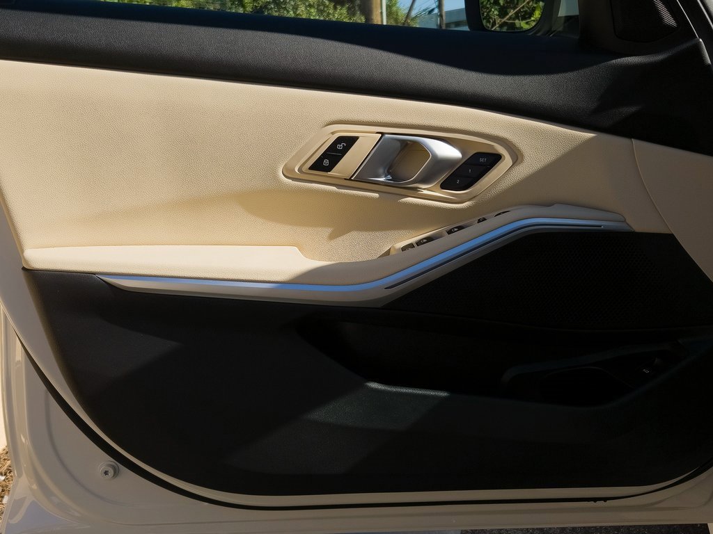 Used 2025 BMW 330i Sedan w/ Parking Assistance Package image 12