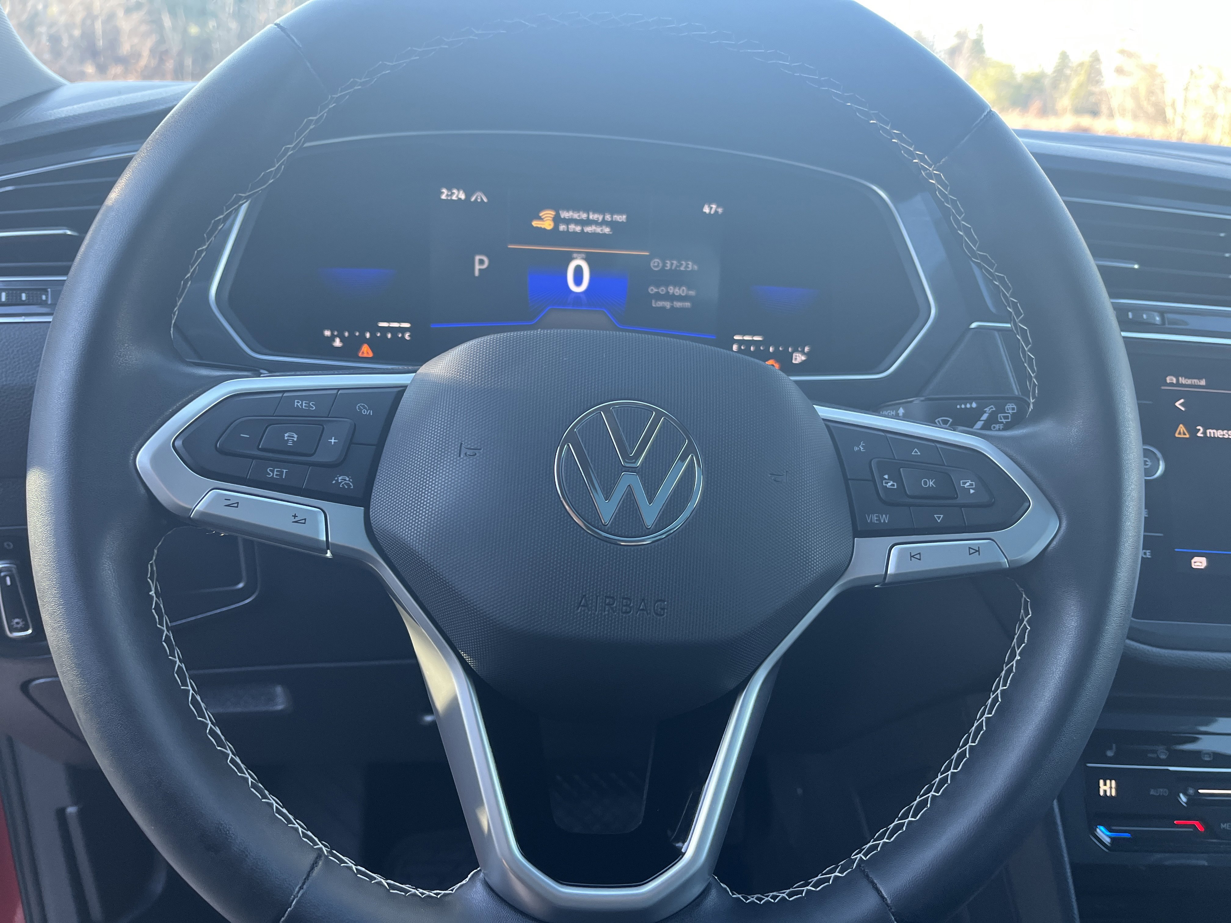 Used 2023 Volkswagen Tiguan SE image 21