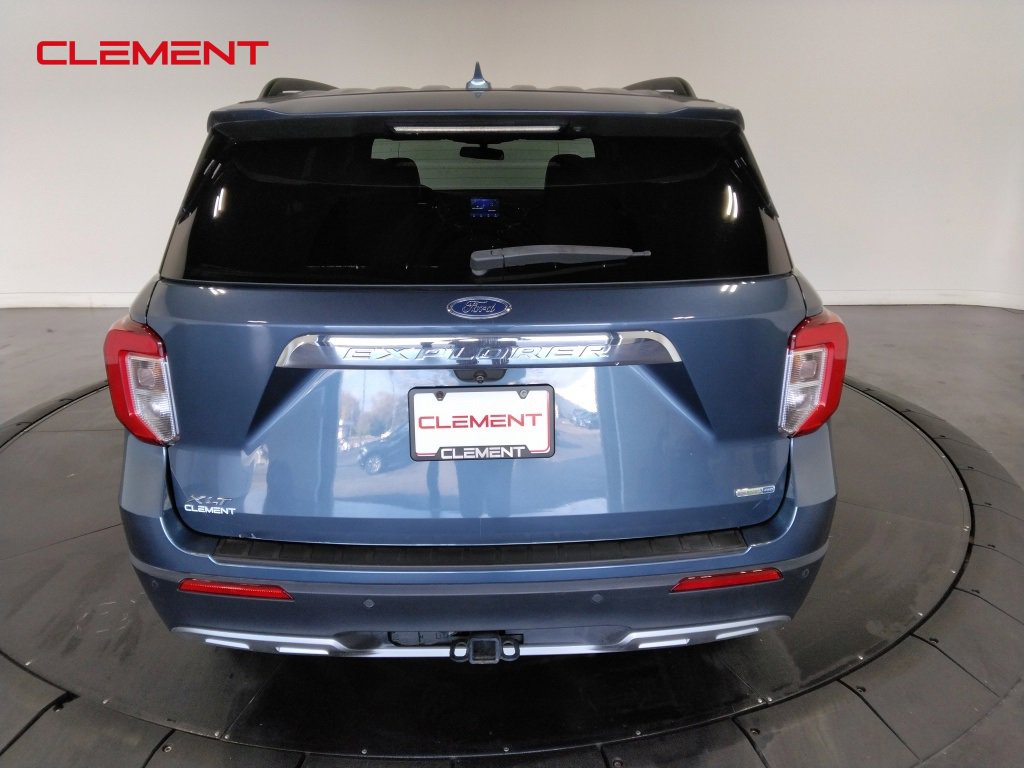 Used 2020 Ford Explorer XLT w/ Equipment Group 202A image 6