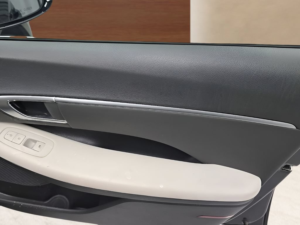 Certified 2025 Hyundai Sonata SEL FWD image 25