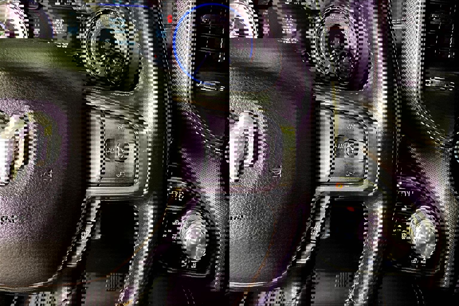 Used 2020 RAM 1500 Limited w/ Off-Road Group image 13