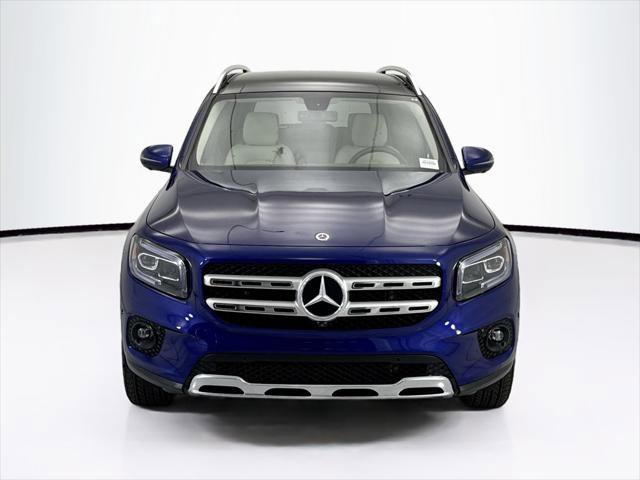 Used 2023 Mercedes-Benz GLB 250 image 2