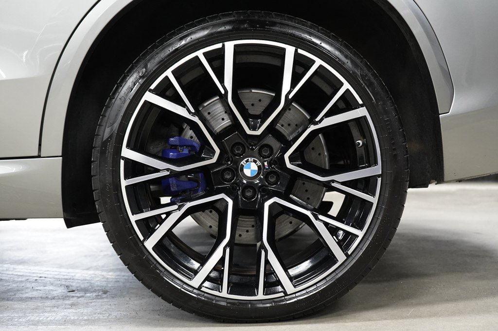 Used 2021 BMW X5 M w/ Competition Package AWD/4WD image 48