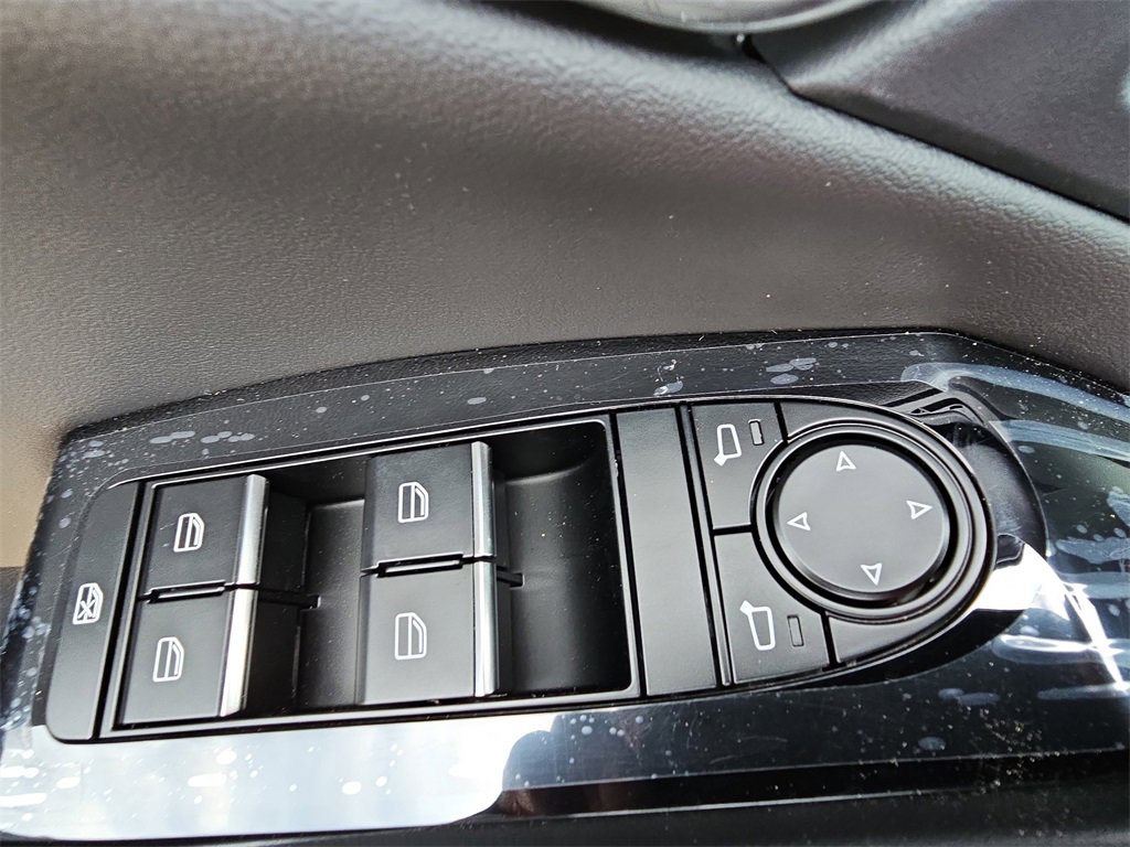 New 2025 MAZDA CX-30 AWD 2.5 S w/ Preferred Package image 28