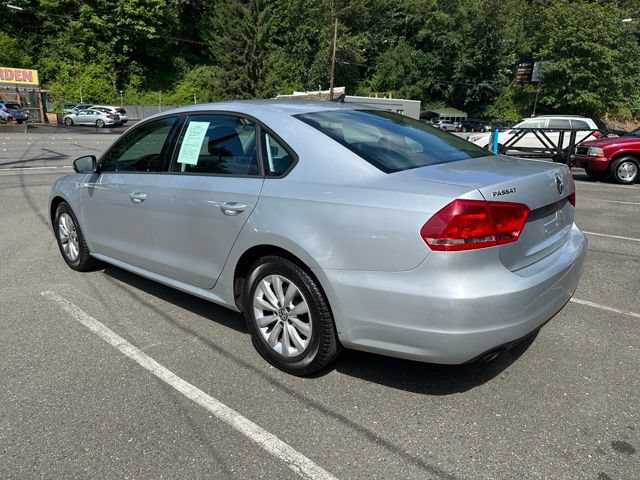 Used 2015 Volkswagen Passat 1.8T Wolfsburg Edition w/ Technology Package FWD image 7