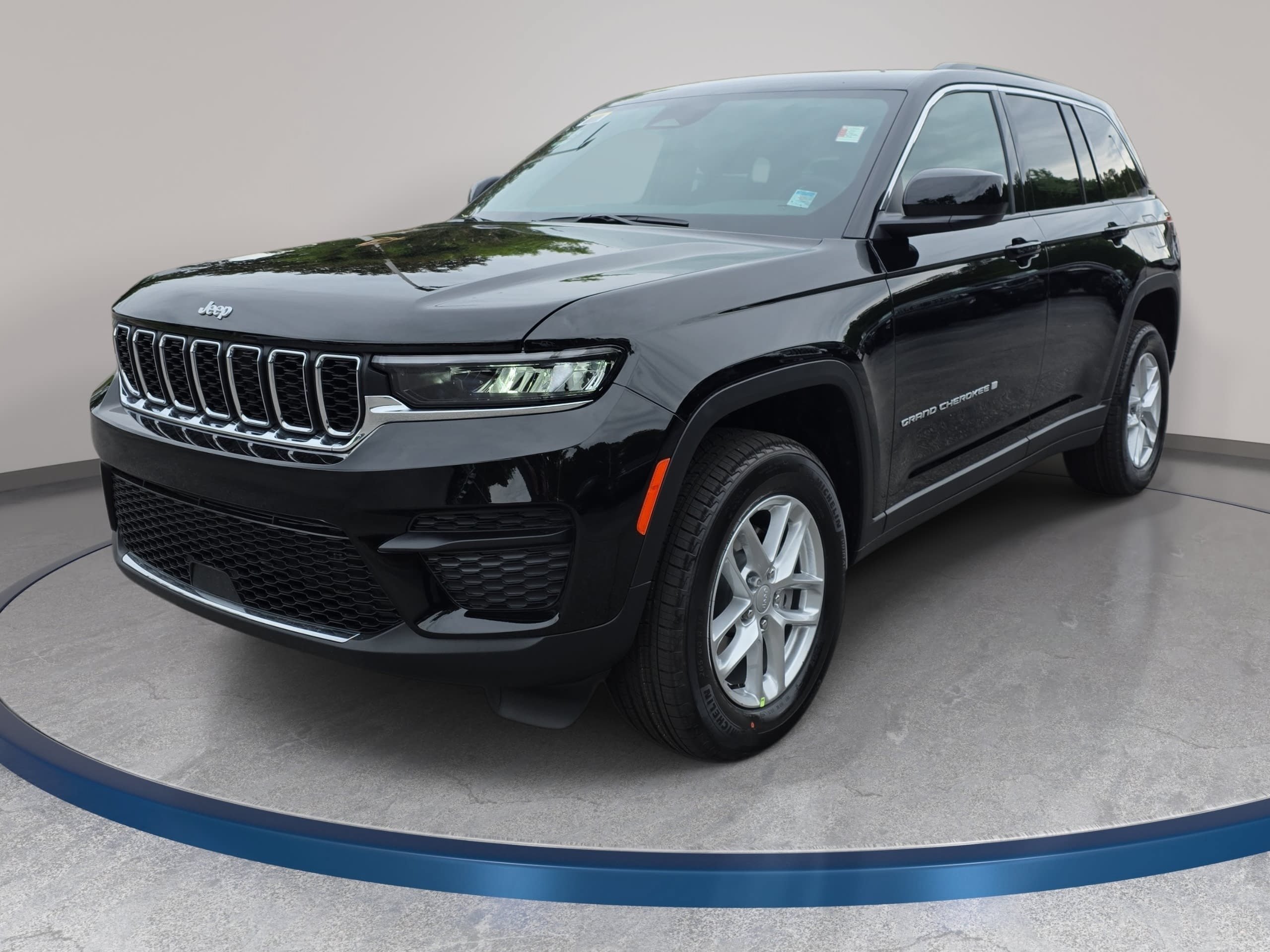 New 2026 Jeep Grand Cherokee Laredo X