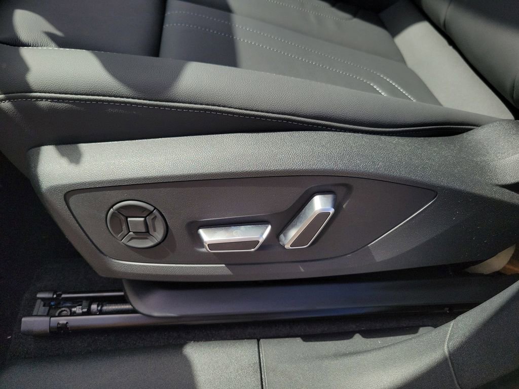 New 2026 Audi Q3 quattro 2.0T image 18