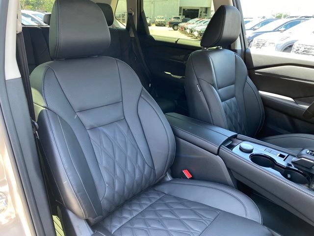 New 2026 Nissan Rogue Platinum AWD/4WD image 9