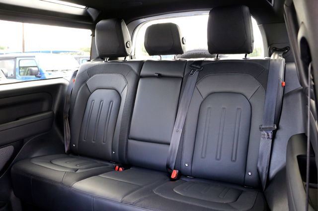 Used 2022 Land Rover Defender 90 X-Dynamic HSE image 22