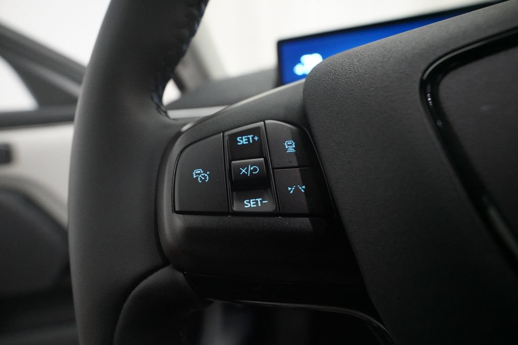 Used 2025 Ford Mustang Mach-E Premium w/ Interior Protection Package AWD/4WD image 18