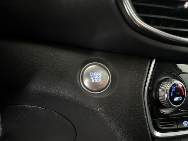 Used 2019 Hyundai Santa Fe Limited w/ Cargo Package image 16