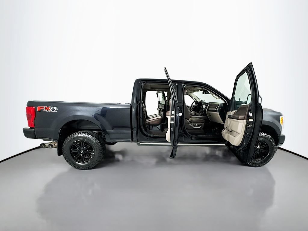 Used 2019 Ford F350 Limited AWD/4WD image 35