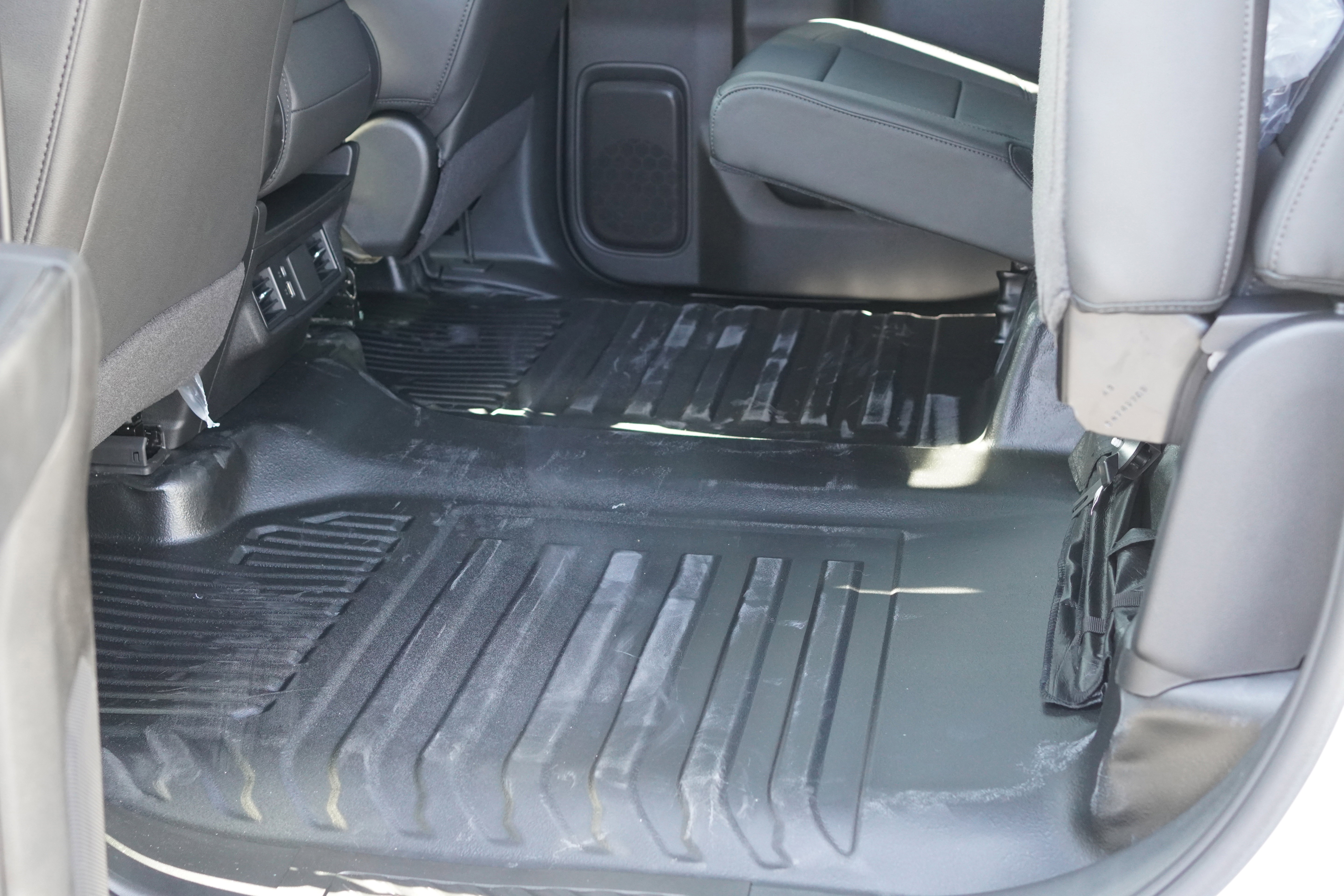 New 2025 GMC Sierra 3500 Pro w/ Convenience Package image 30