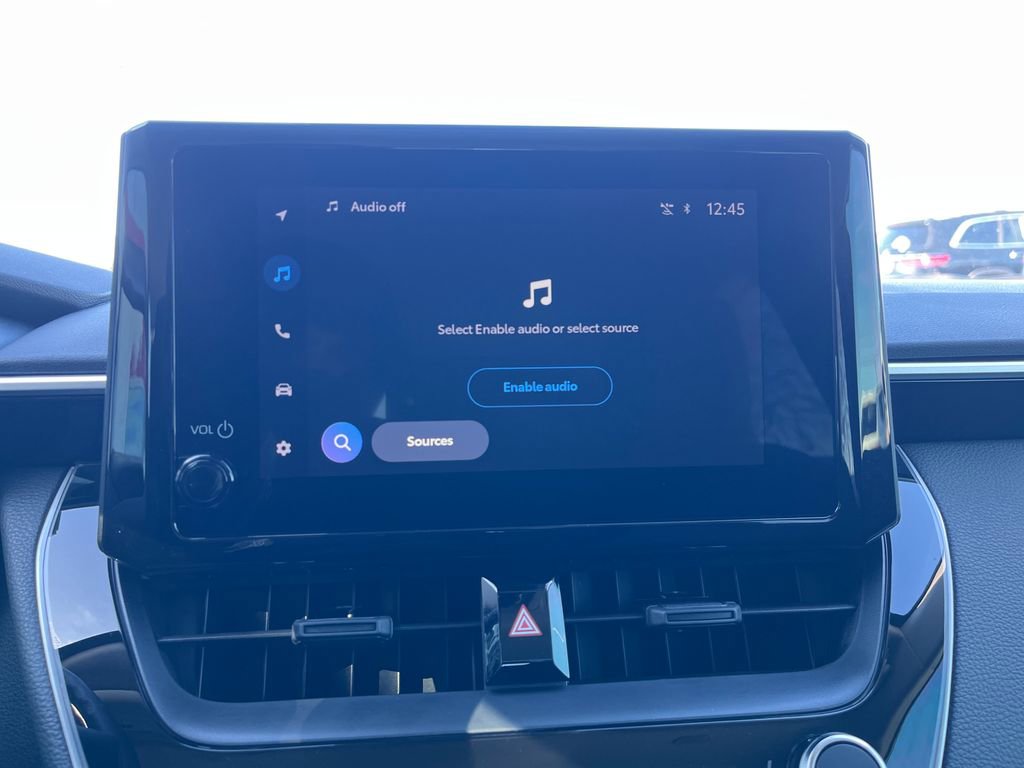 Certified 2025 Toyota Corolla LE image 21