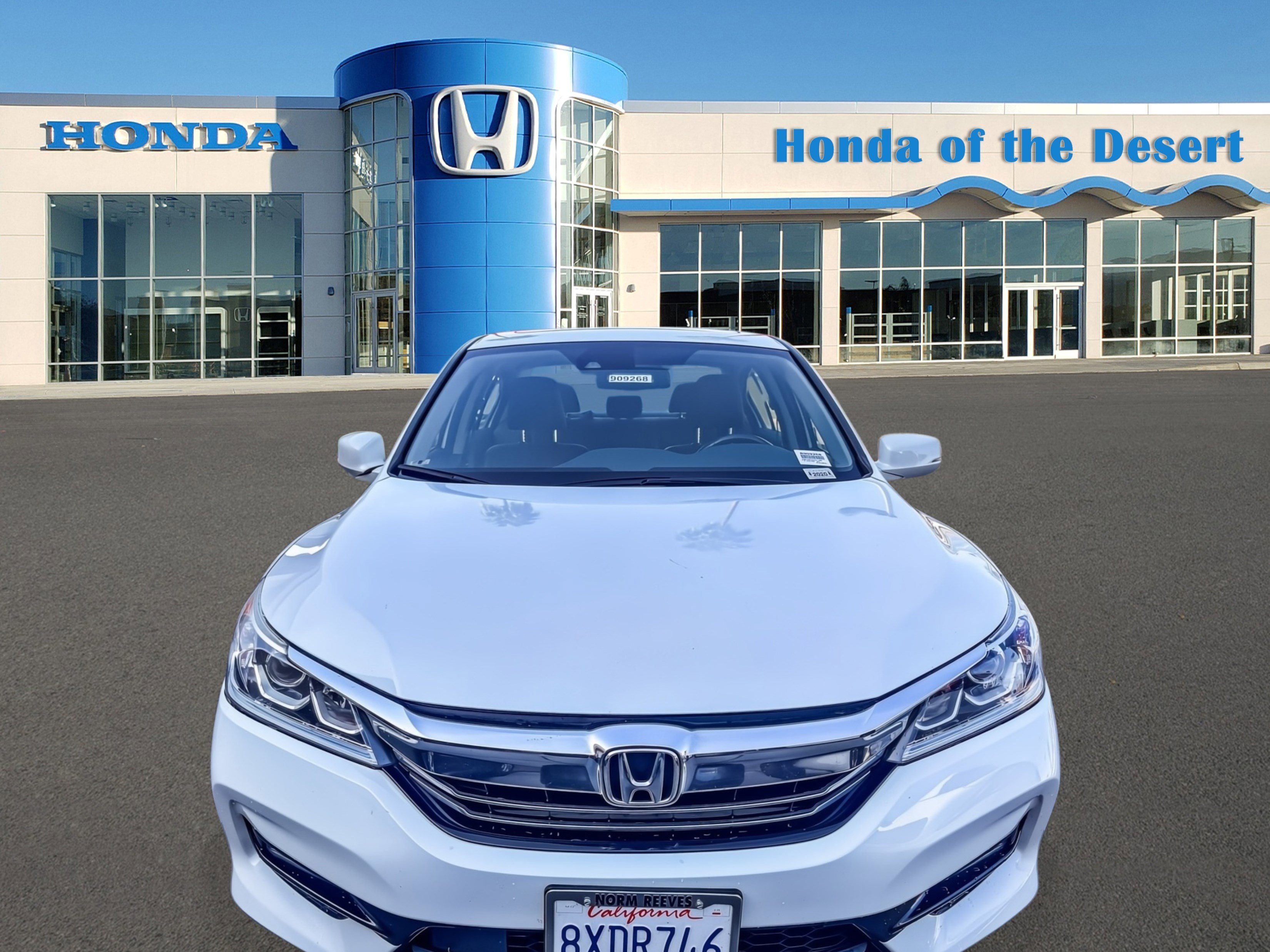 Used 2017 Honda Accord EX-L image 2