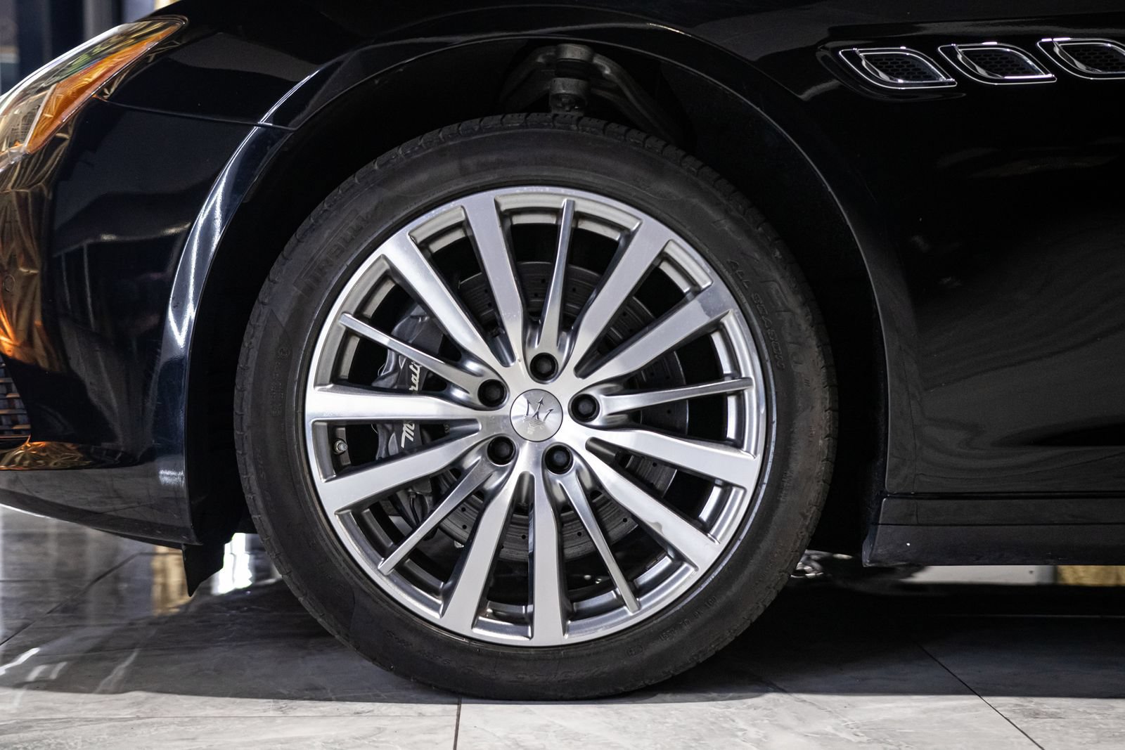 Used 2019 Maserati Quattroporte S Q4 AWD/4WD image 34
