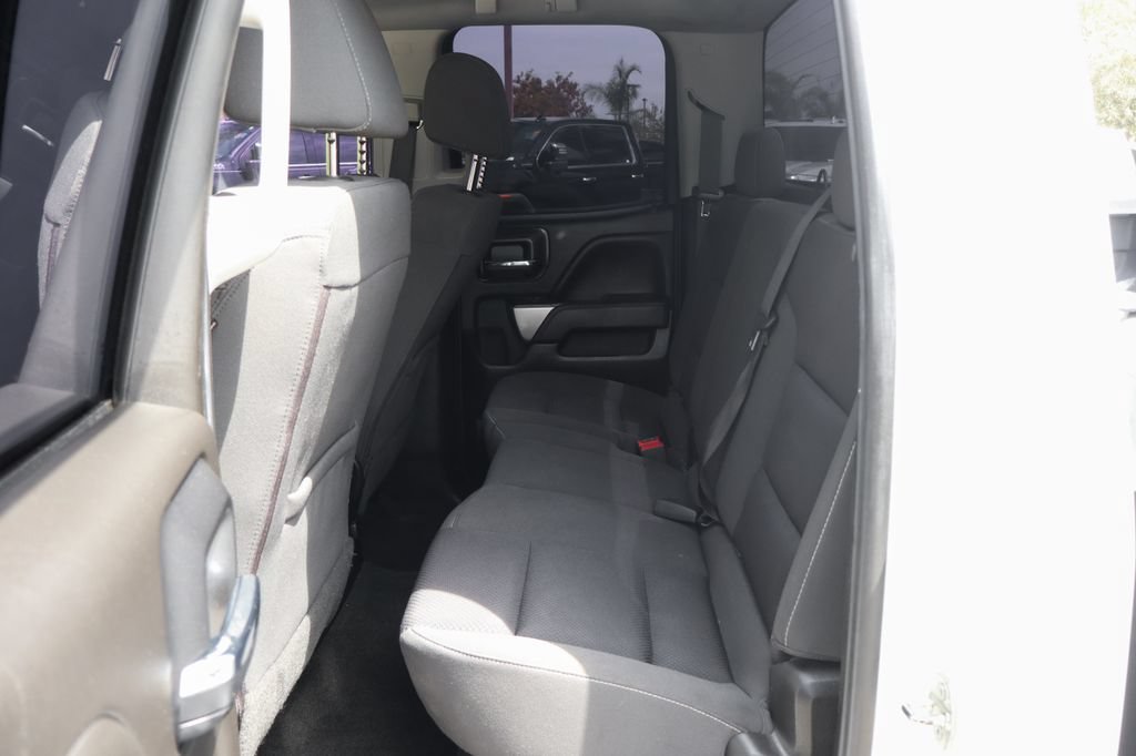 Used 2018 Chevrolet Silverado 1500 LT w/ All Star Edition AWD/4WD image 44