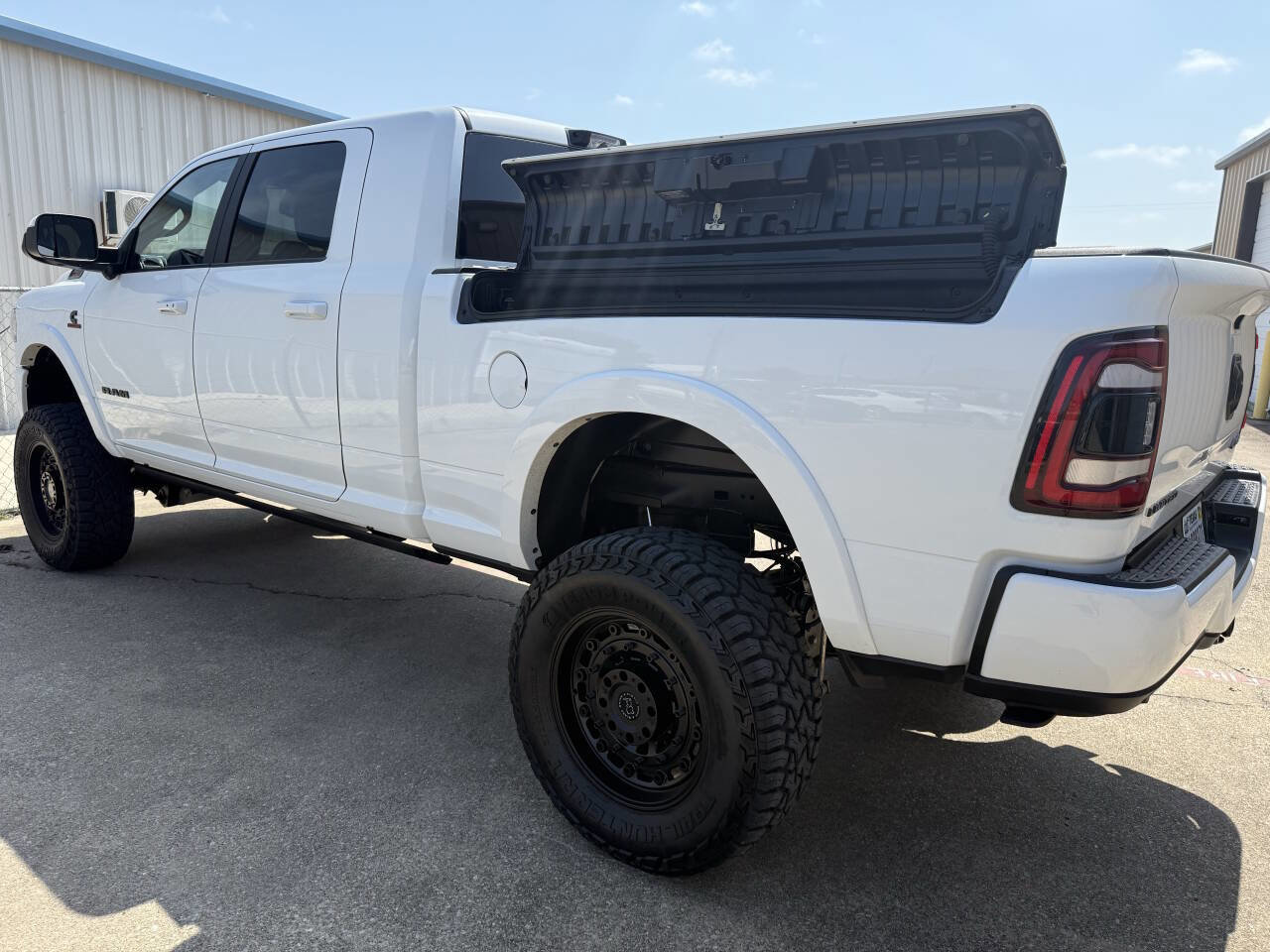 Used 2022 RAM 2500 Limited w/ Night Edition image 12