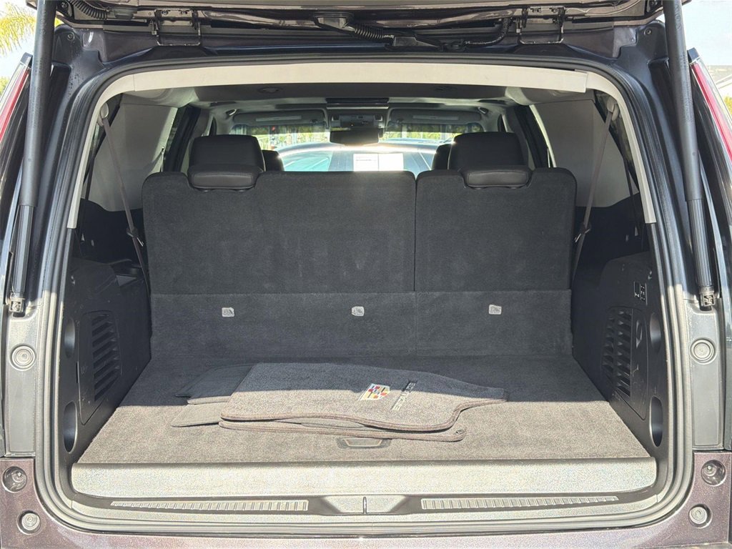 Used 2016 Cadillac Escalade ESV Premium image 28