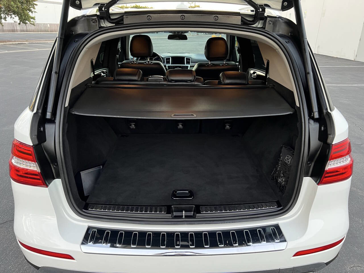 Used 2015 Mercedes-Benz ML 350 2WD w/ Premium 1 Package image 39