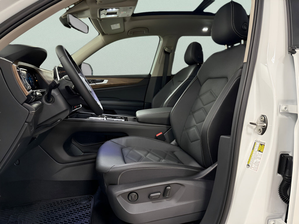 New 2026 Volkswagen Atlas SE image 18