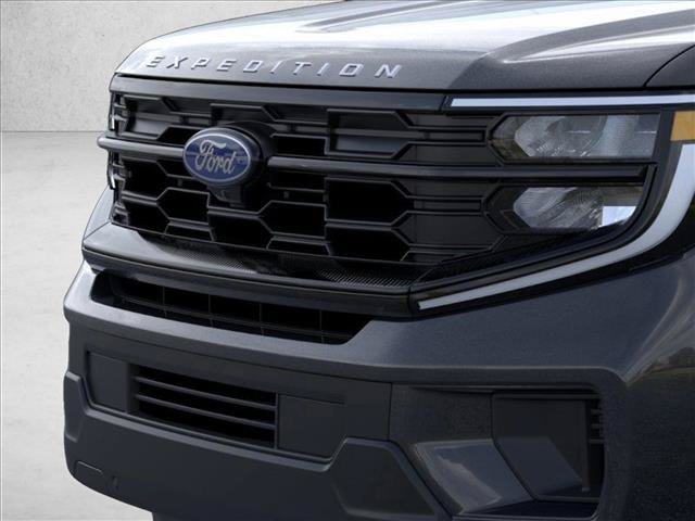 New 2026 Ford Expedition Active AWD/4WD image 17