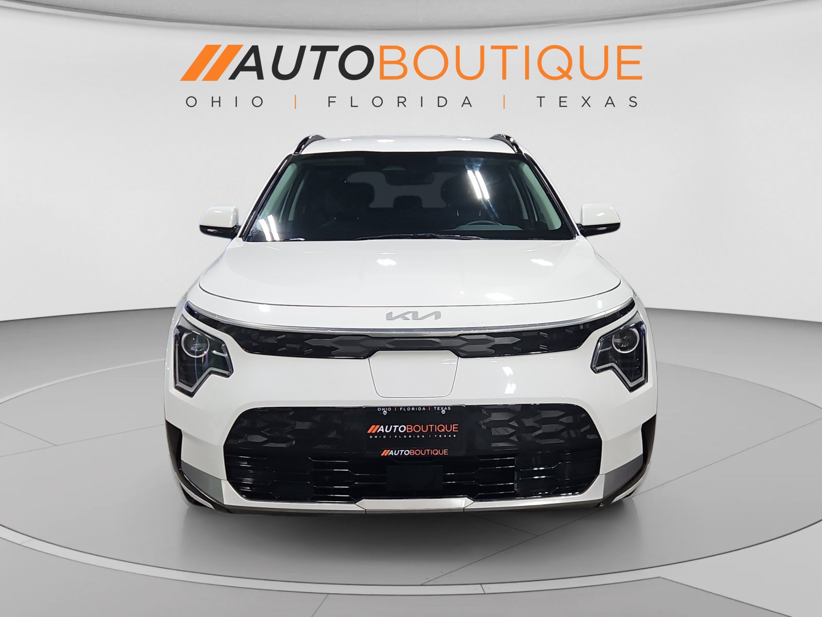 Used 2023 Kia Niro Wind w/ Wind Preserve Package FWD image 8