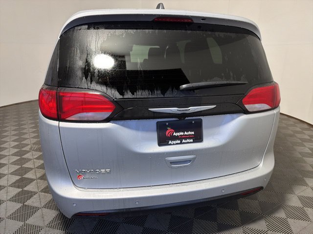 New 2026 Chrysler Voyager LX FWD image 5
