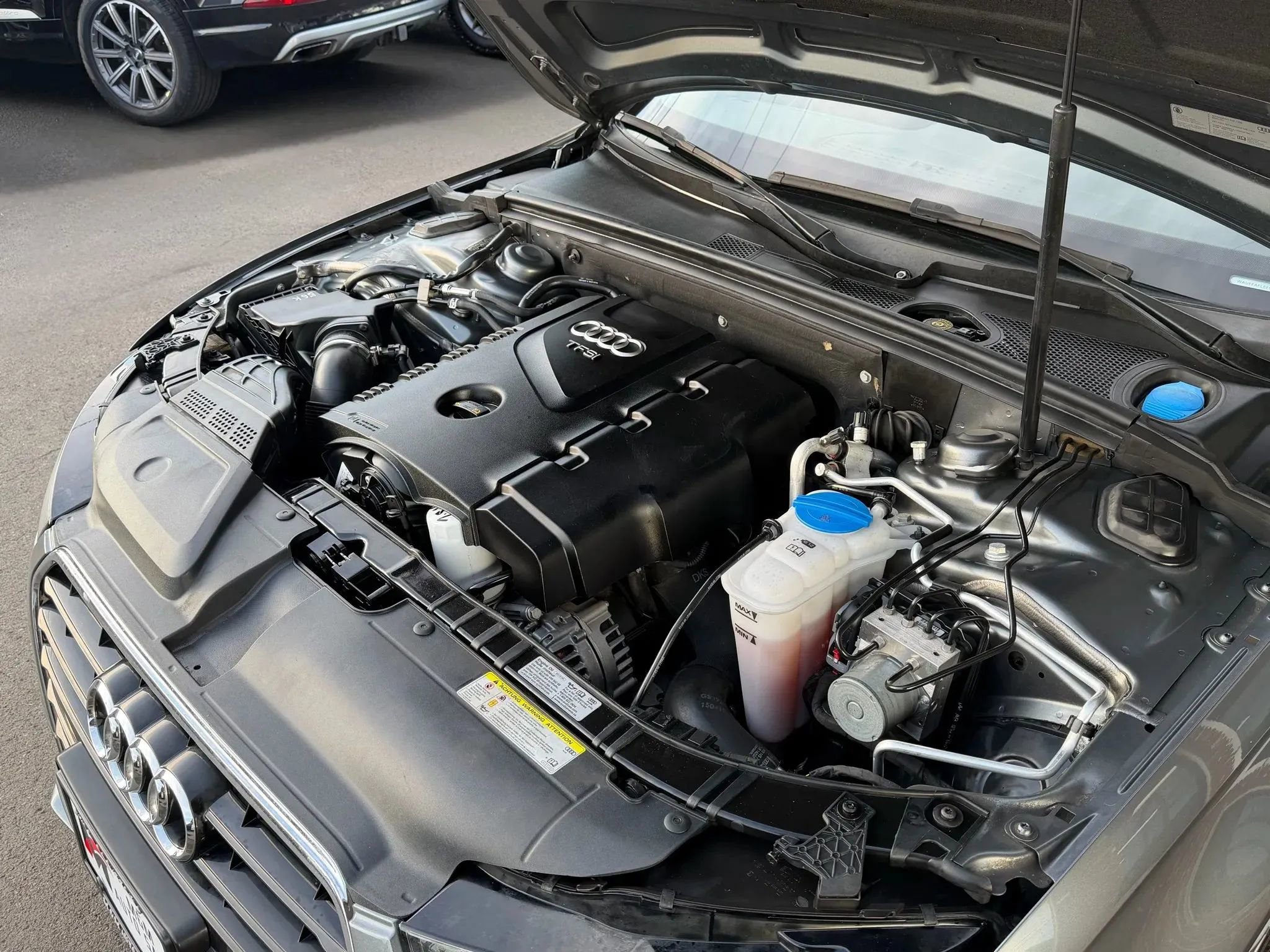 Used 2015 Audi A4 2.0T Premium Plus w/ Technology Package image 9