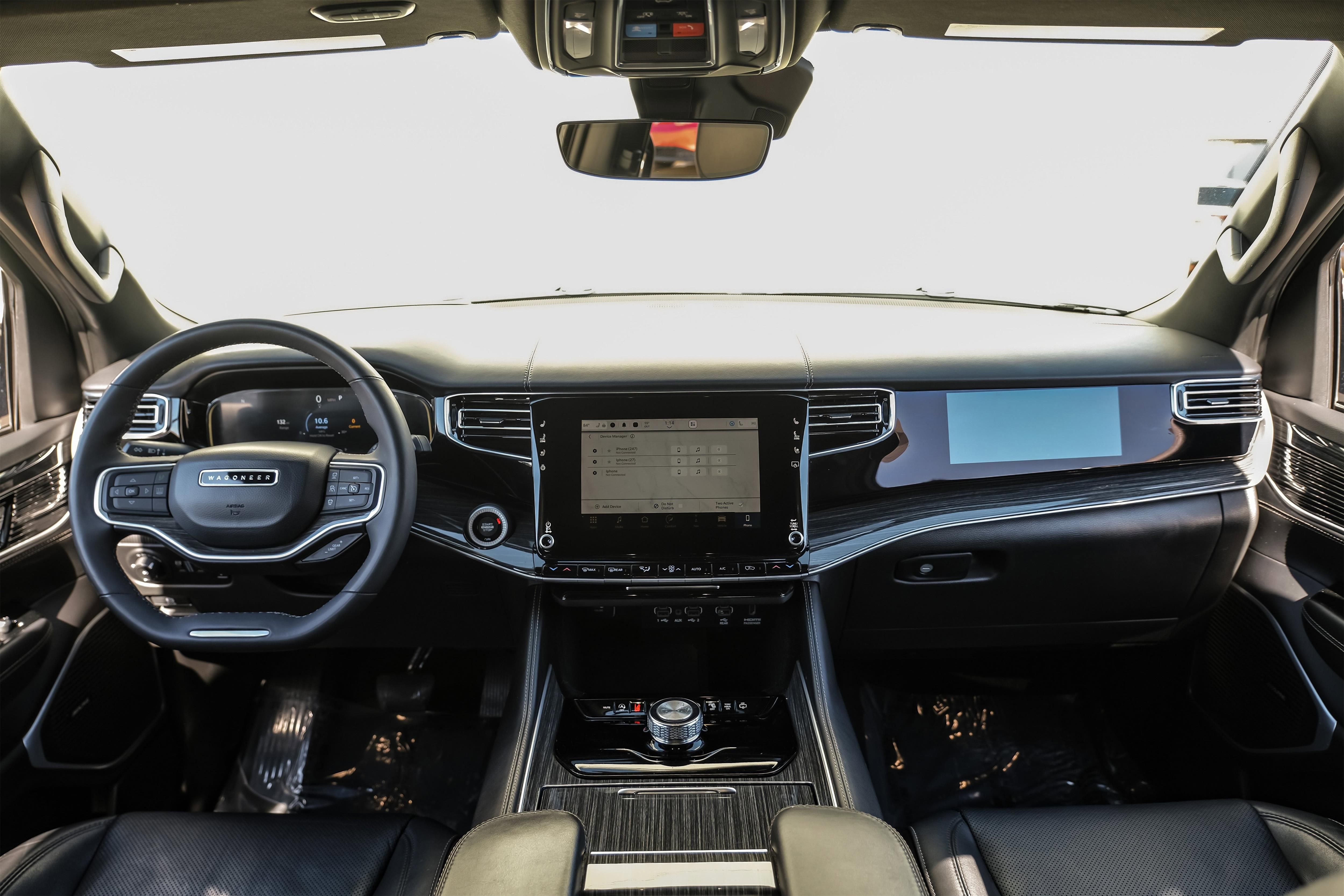 Used 2022 Jeep Wagoneer Series III w/ Convenience Group I image 13