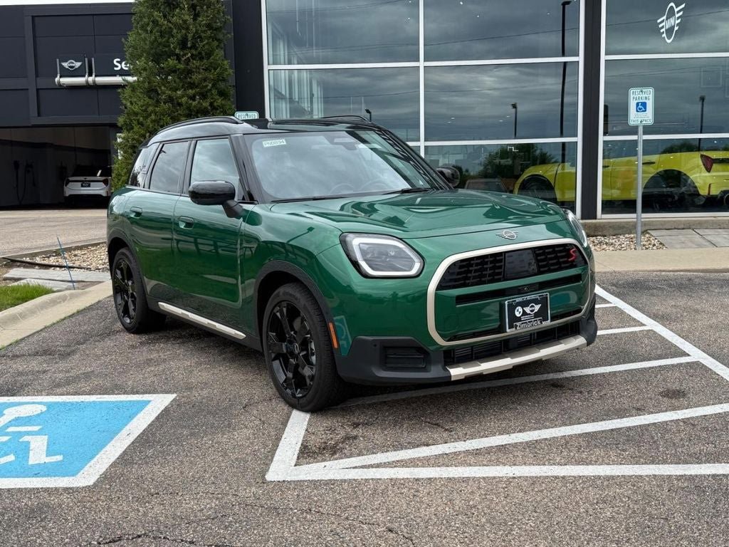 Used 2025 MINI Cooper Countryman S w/ Comfort Package Max AWD/4WD image 1