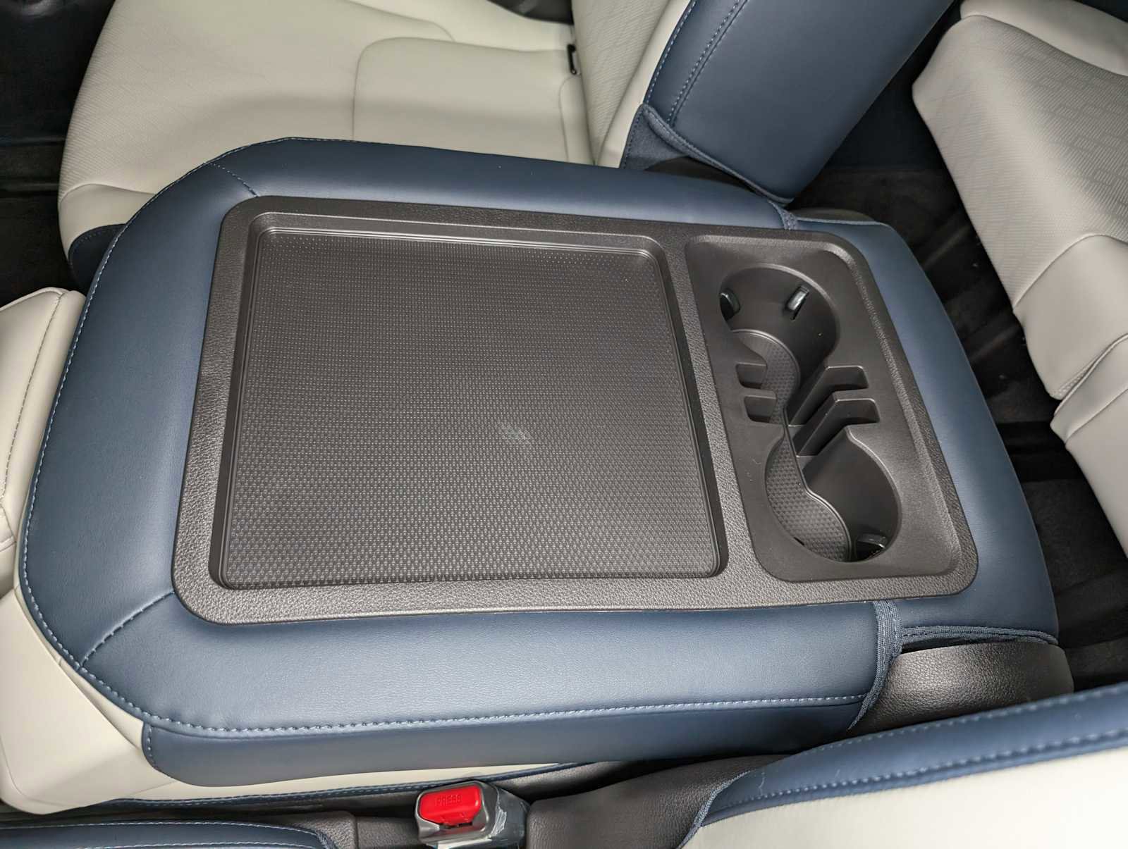 New 2026 Kia Carnival SX image 22