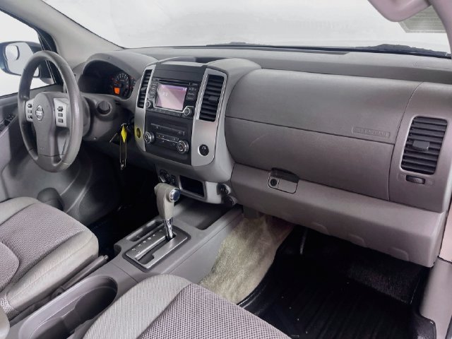 Used 2017 Nissan Frontier SV AWD/4WD image 27