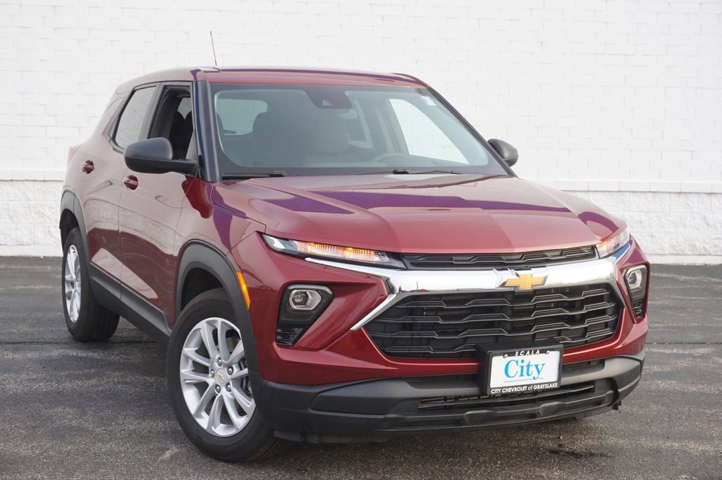 Used 2024 Chevrolet TrailBlazer LS w/ LPO, Blackout Package image 4