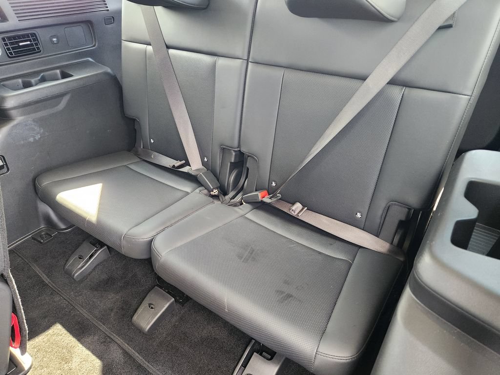 Used 2026 Hyundai Santa Fe SEL FWD image 30
