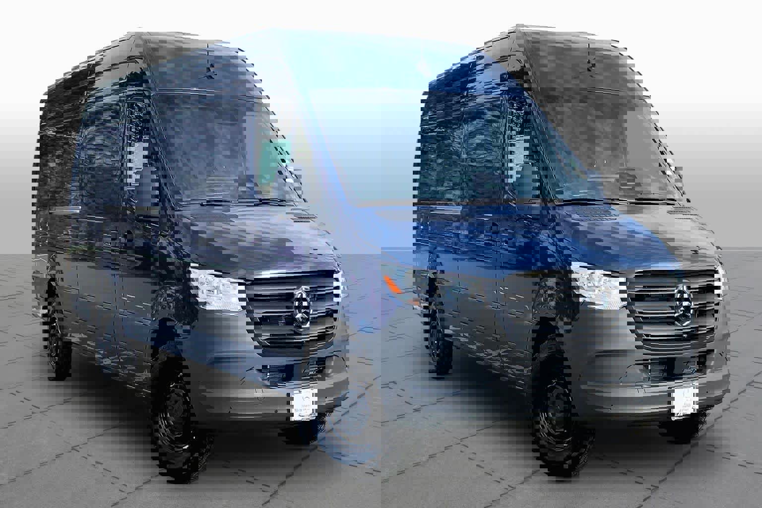 New 2026 Mercedes-Benz Sprinter 2500 video 2