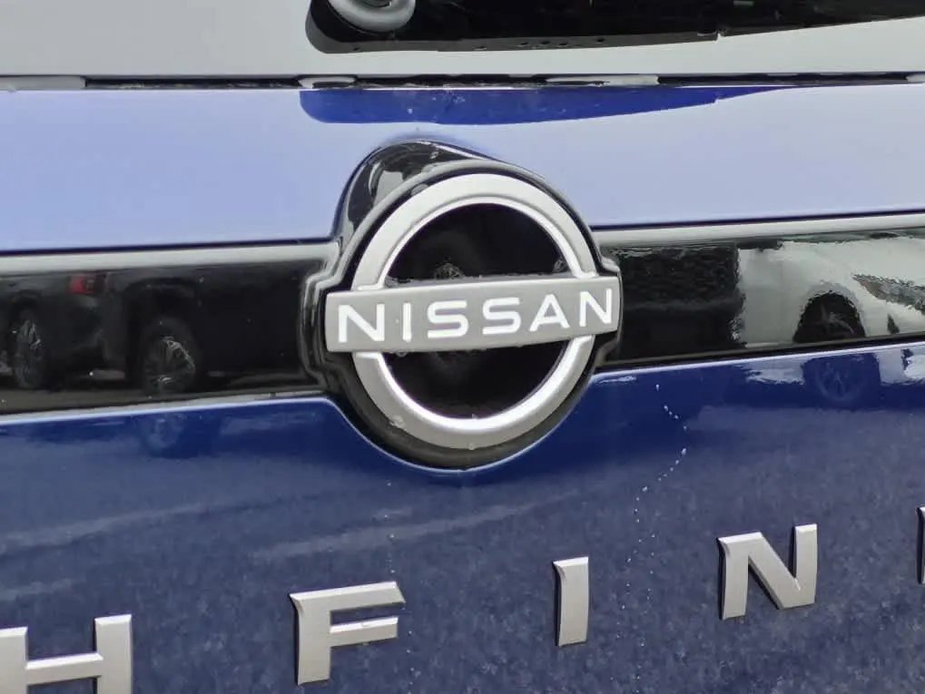 New 2026 Nissan Pathfinder SL w/ Cargo Package AWD/4WD image 10