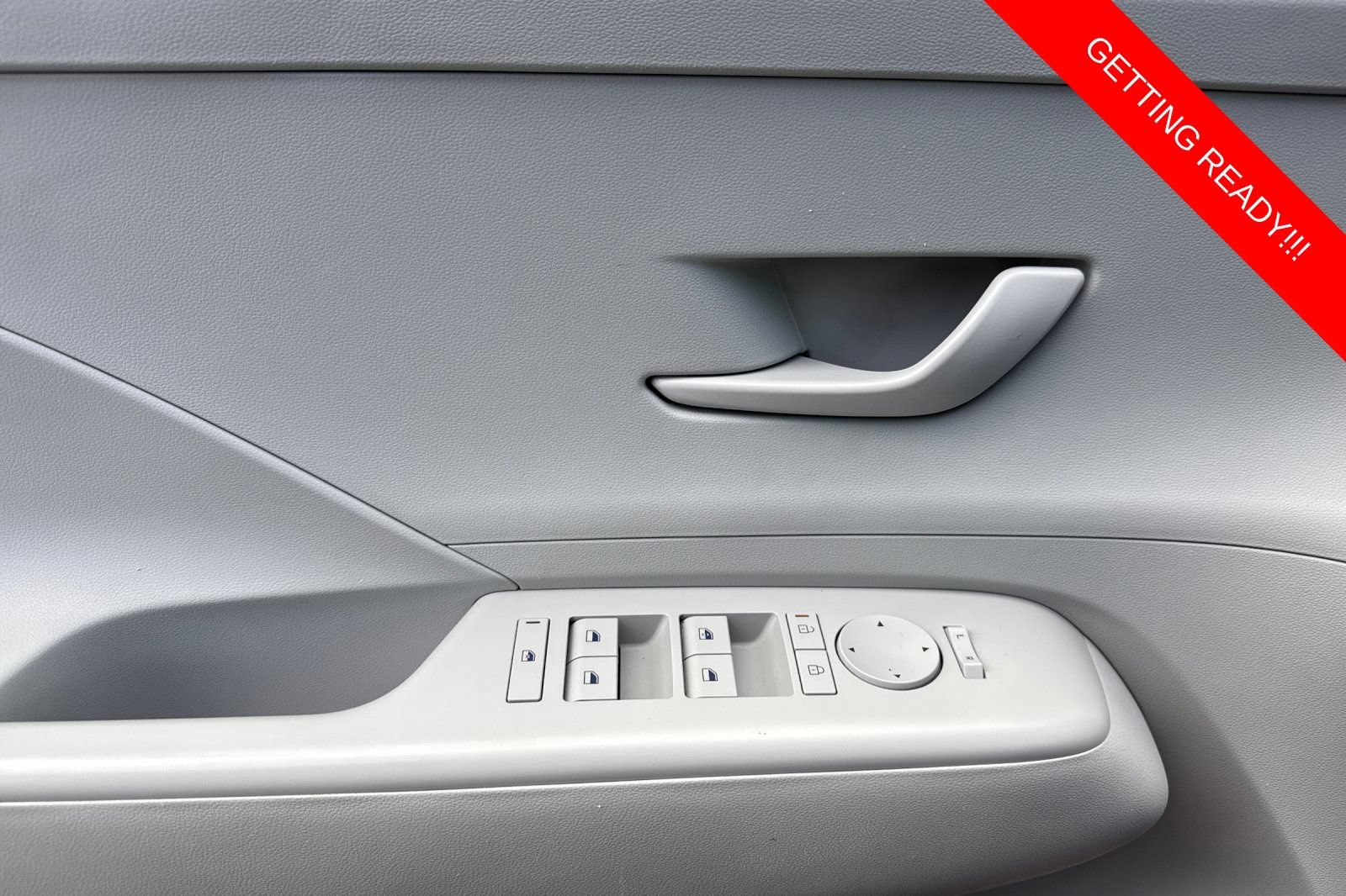 Used 2024 Hyundai Kona SEL FWD image 11
