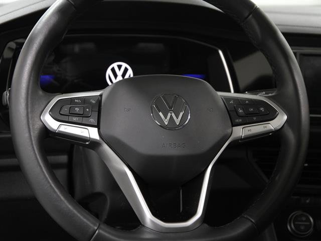 Certified 2023 Volkswagen Jetta SE w/ Panoramic Sunroof Package image 7