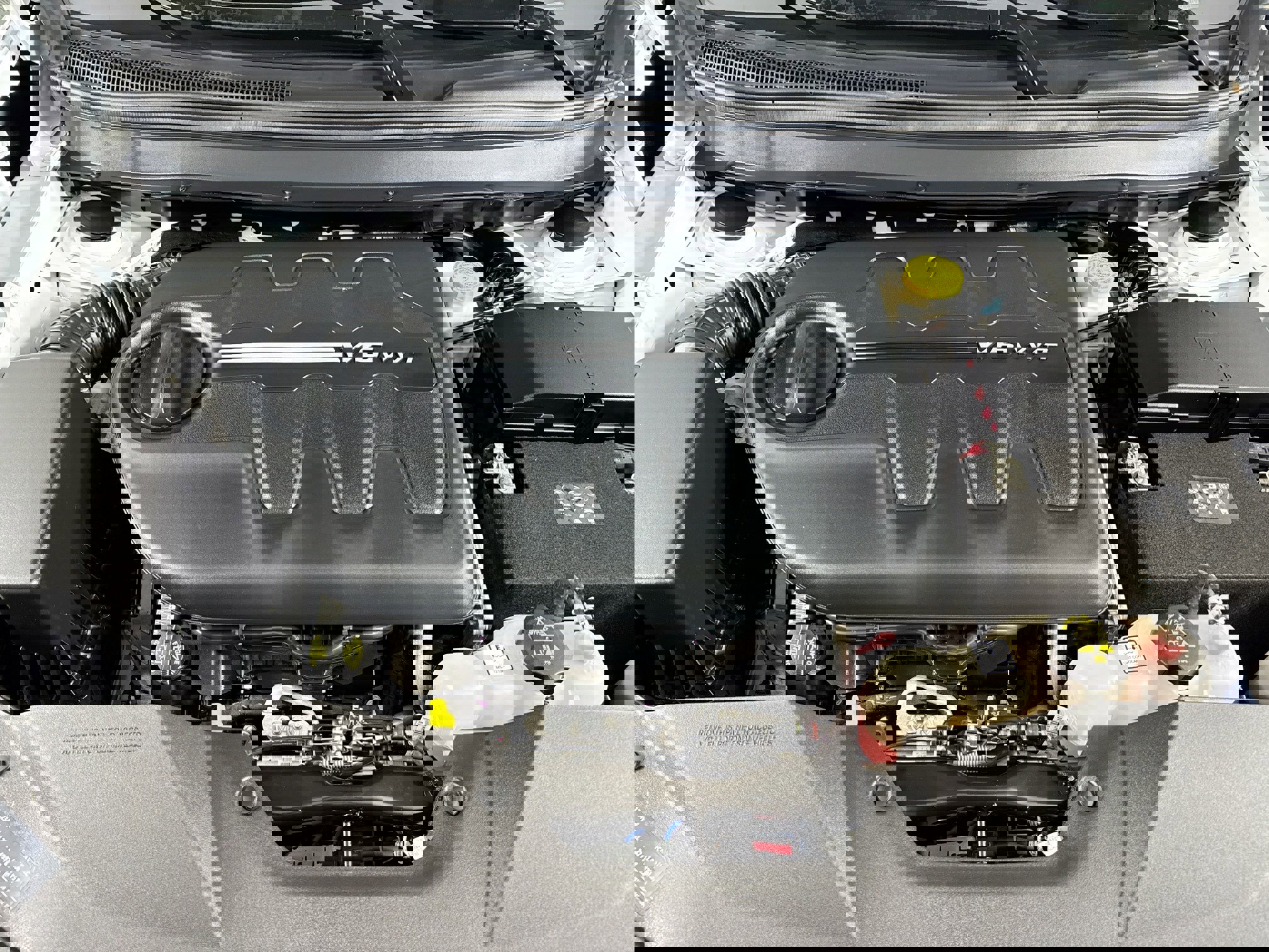 Used 2022 Jeep Cherokee Trailhawk image 14