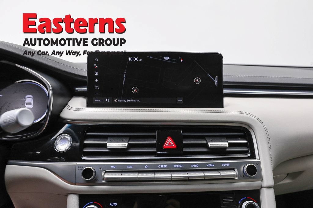 Used 2025 Genesis G70 2.5T RWD image 12
