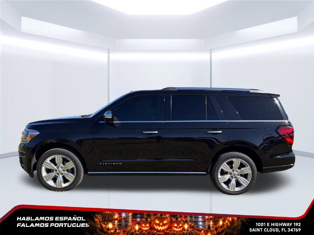 Used 2024 Ford Expedition Platinum RWD image 2
