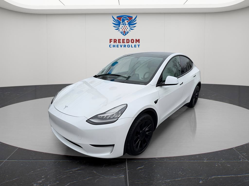 Used 2021 Tesla Model Y Long Range AWD/4WD image 1