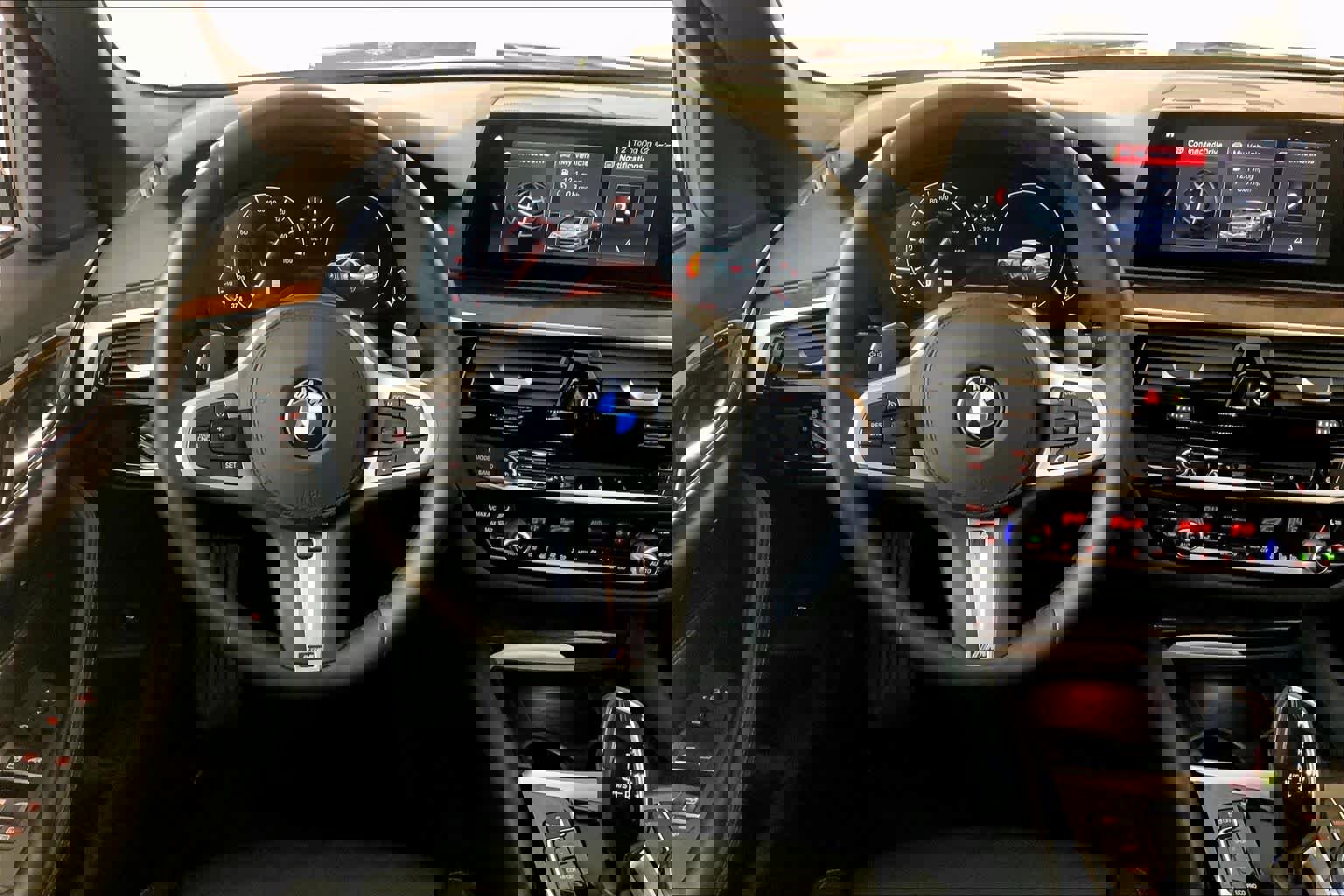 Used 2019 BMW 530i xDrive w/ Executive Package image 5