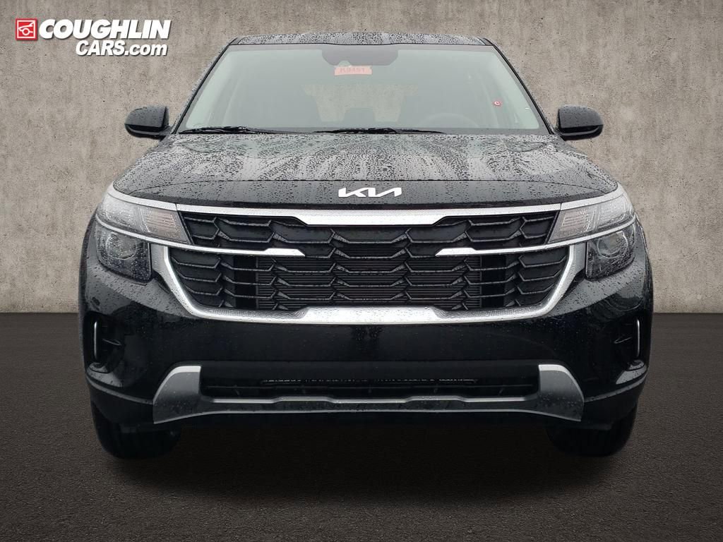 New 2026 Kia Seltos LX image 2