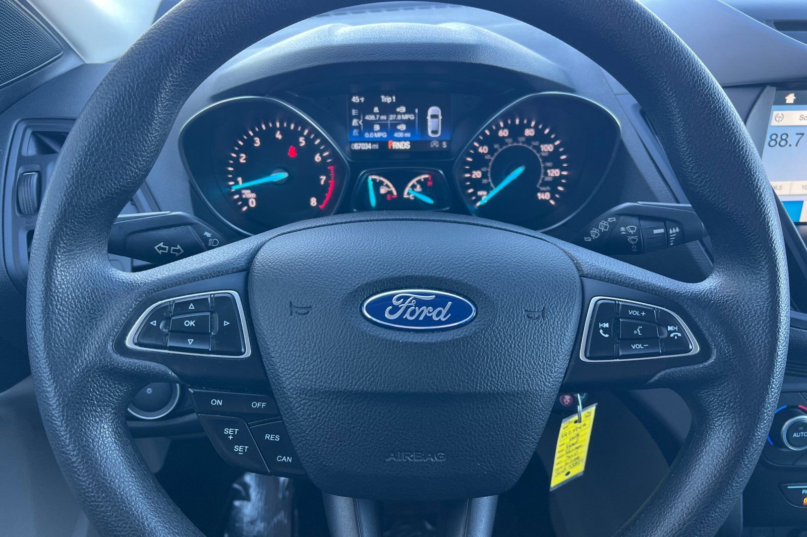 Used 2018 Ford Escape SE w/ SE Sync 3 Package image 23