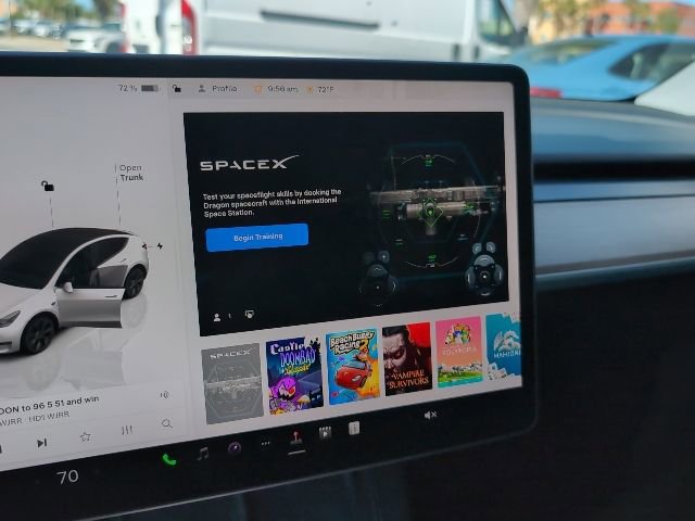 Used 2024 Tesla Model Y Long Range image 18