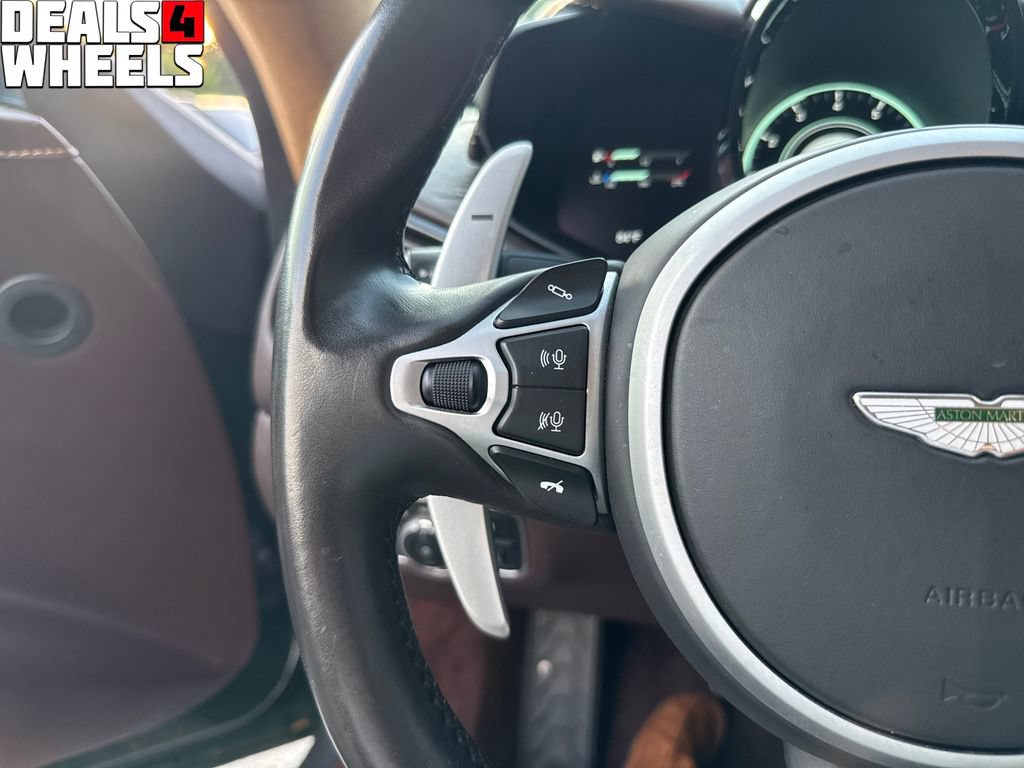 Used 2021 Aston Martin V8 Vantage Roadster RWD image 33