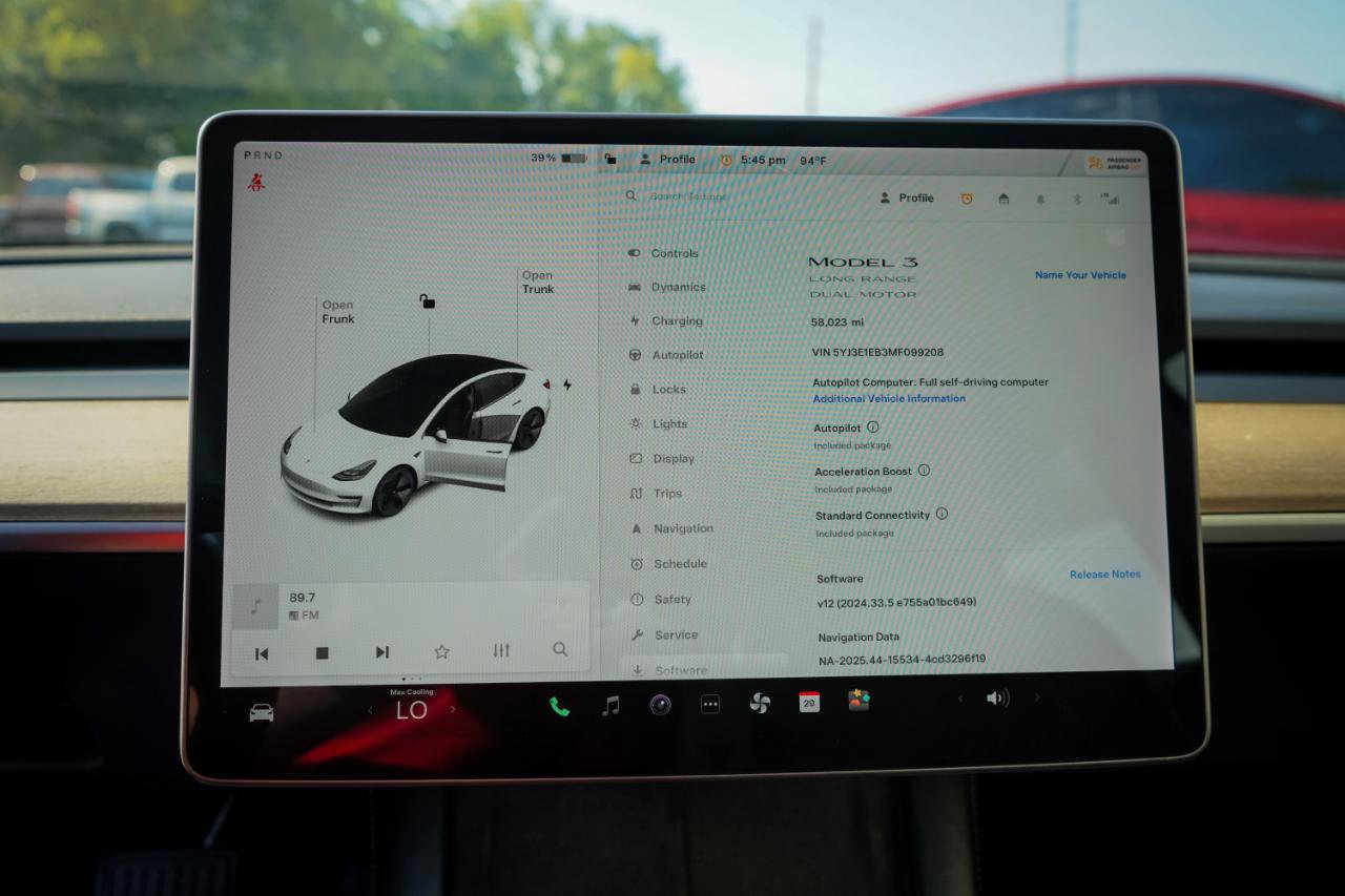 Used 2021 Tesla Model 3 Long Range AWD/4WD image 12